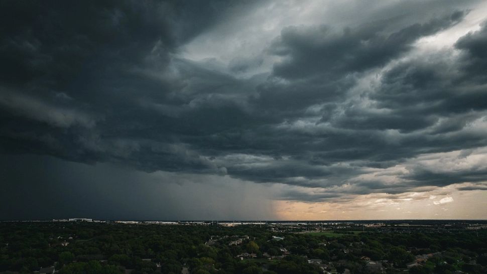 Cum vor arăta furtunile din România. Fenomene meteo extreme în țara noastră