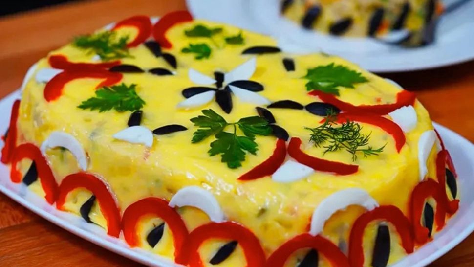Cât rezistă în frigider salatele cu maioneză pregătite de sărbători. Foto/Arhivă