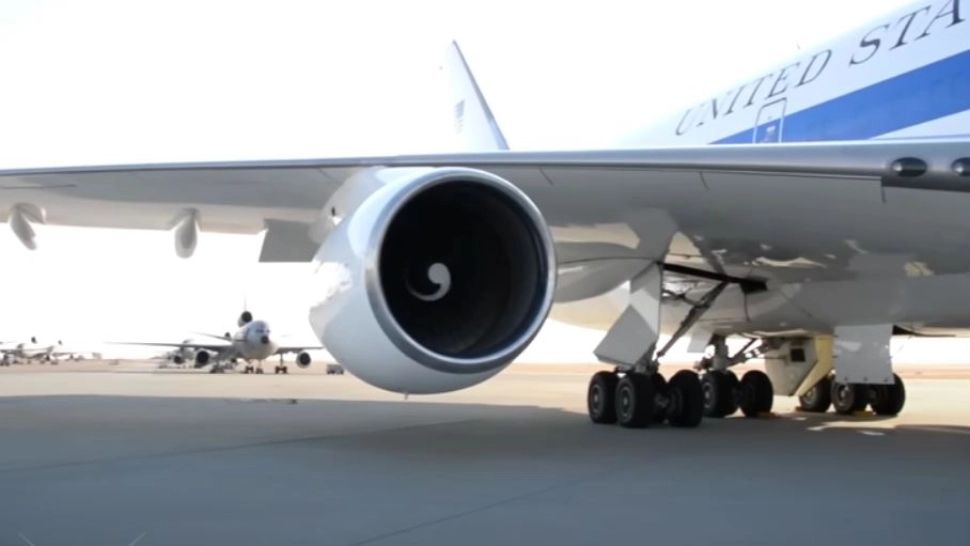 SUA investește 13 miliarde de dolari în 5 avioane „DOOMSDAY” ale APOCALIPSEI