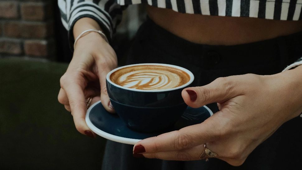 Cum afectează cafeaua creierul. Cecetătorii studiază de peste 40 de ani impactul acestei băuturi asupra creierului. Ce au descoperit