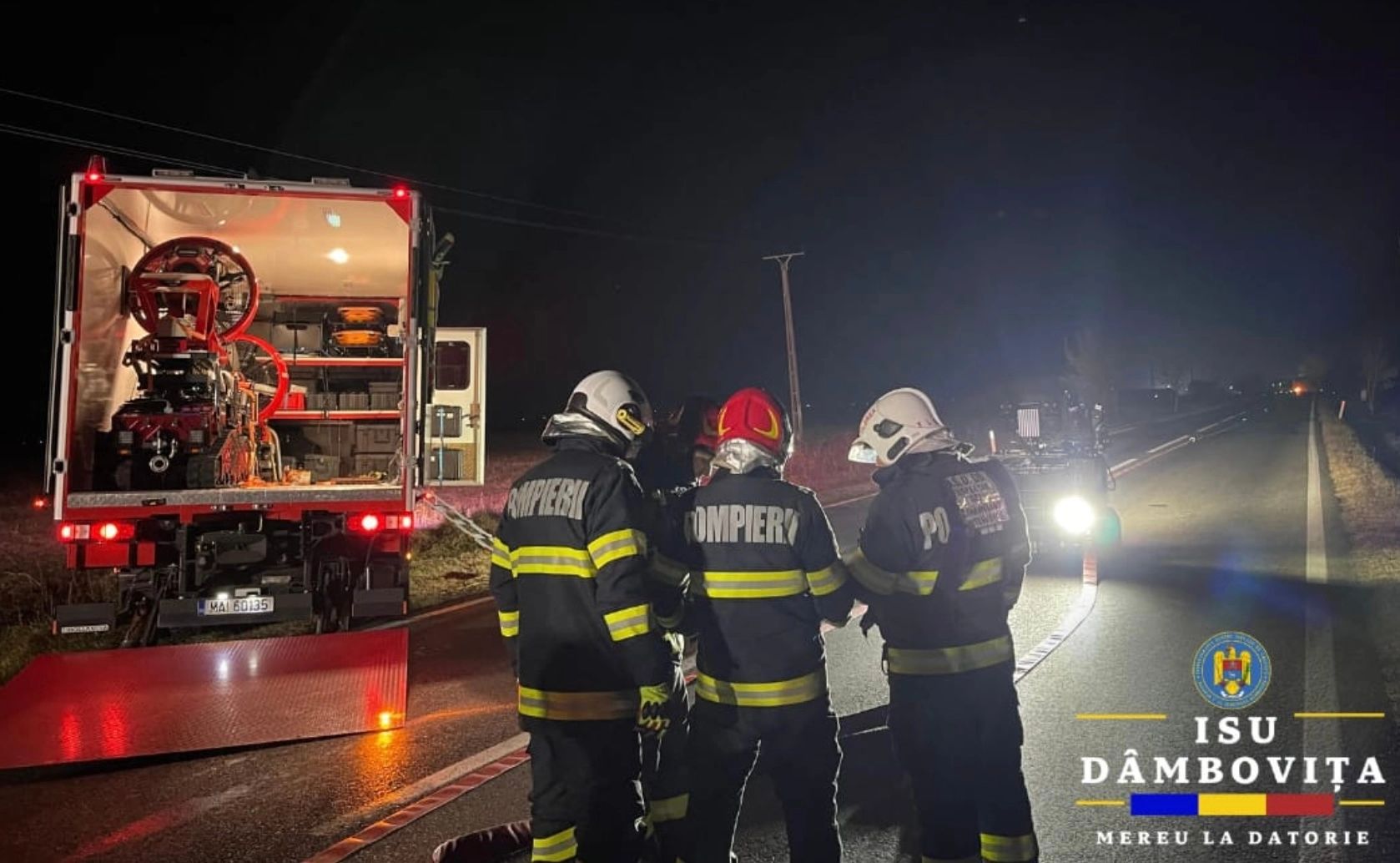Accident grav, în Dâmbovița: impact violent între două cisterne - una a luat foc. Flăcările, vizibile de la kilometri distanță