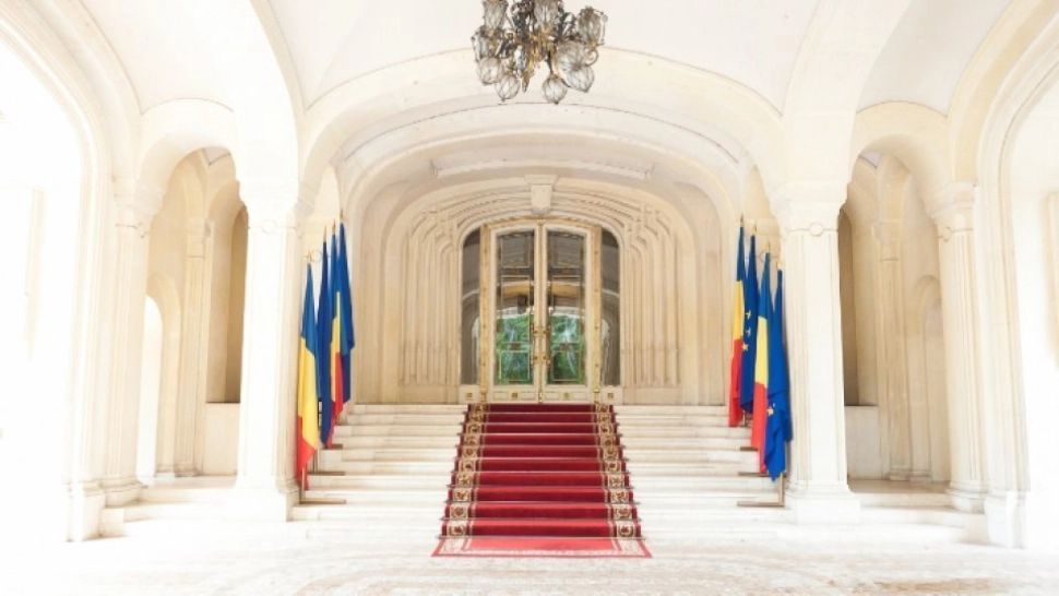 Resetarea jocului pentru Cotroceni: se poartă NEGOCIERI dure după demisia lui Iohannis