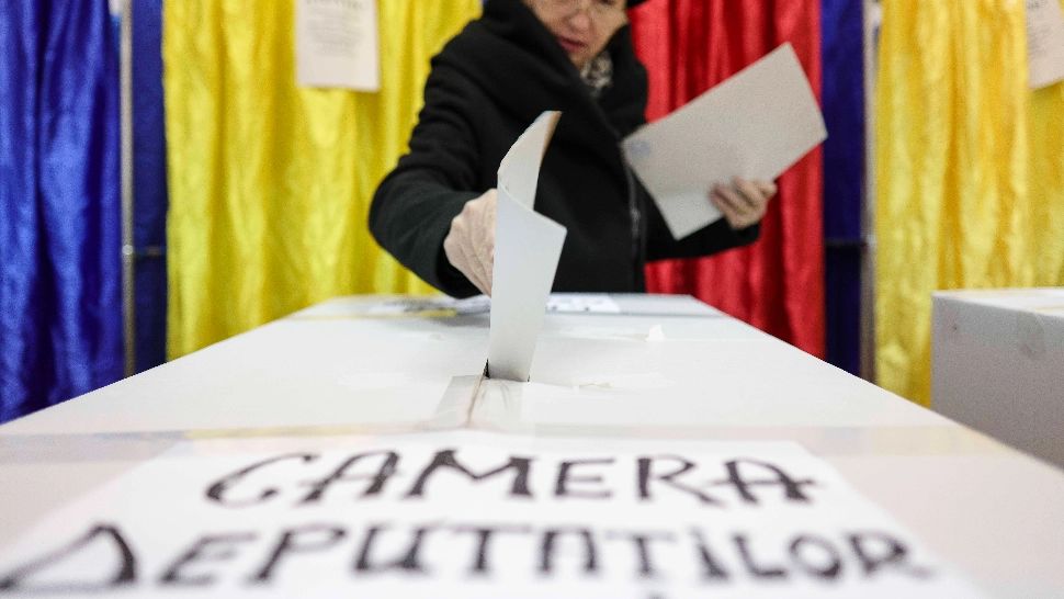 A întocmit procesul verbal de numărare a voturilor la începerea votării. Foto/Inquam/Octav Ganea
