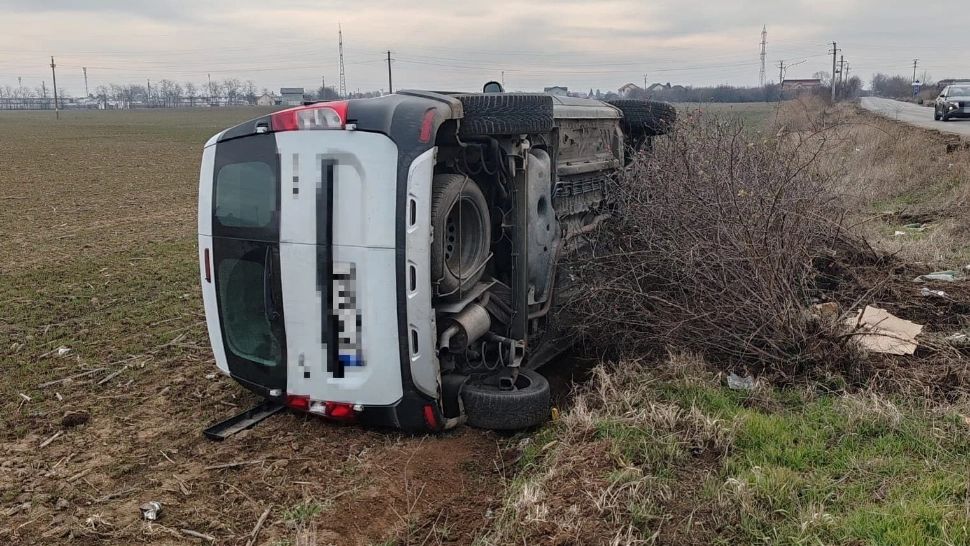 Grav accident rutier în apropiere de București. 3 mașini implicate în coliziune: sunt mai multe victime