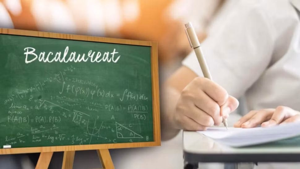 Bacalaureat 2025. O elevă din Timiș a fost ELIMINATĂ în timpul probei la Matematică: ce au descoperii supraveghetorii