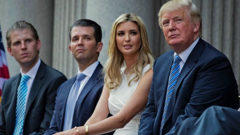 Ivanka Trump, alaturi de Donald Trump și de frații săi