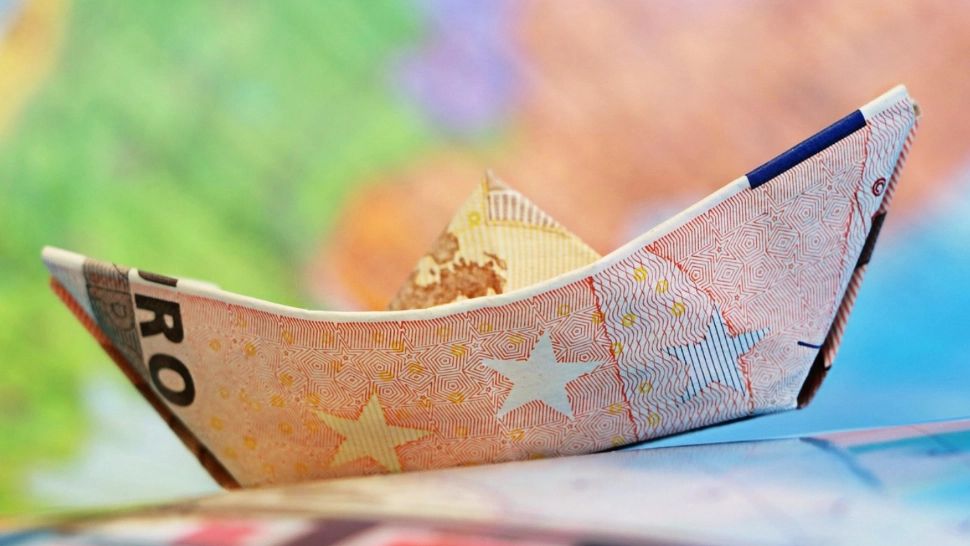 Comisia Europeană a blocat cererea 3 de plată din PNRR. Foto/Profimedia