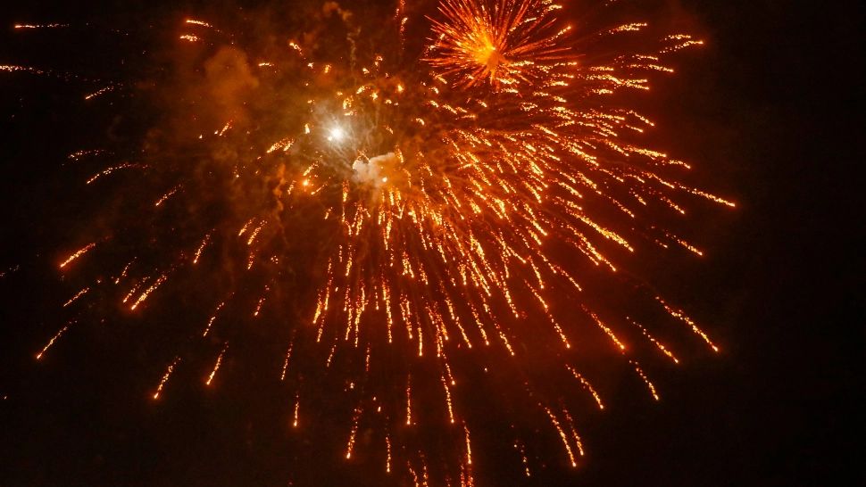 N-au mai prins 2025. Cinci persoane au MURIT și alte trei au fost rănite în noaptea de Revelion, din cauza ARTIFICIILOR/ Profimedia