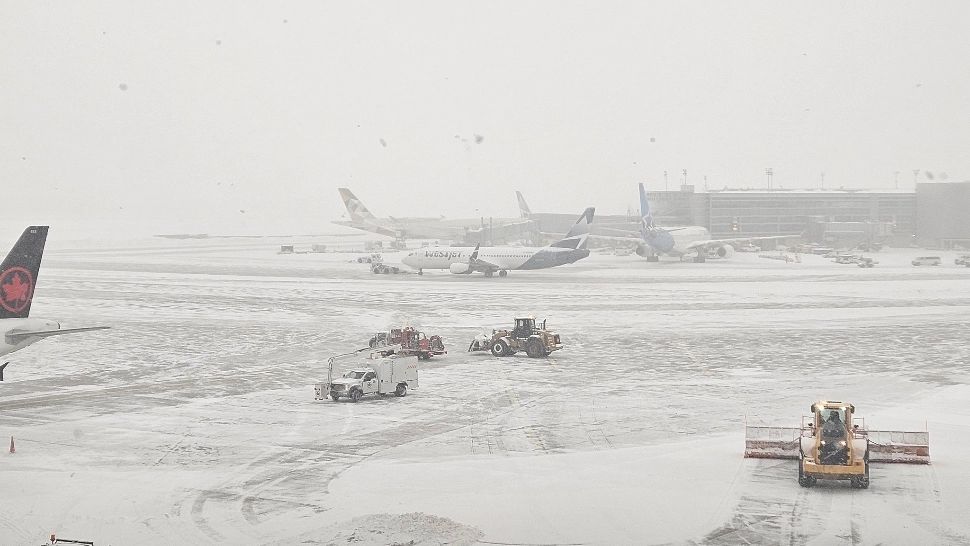 O persoană este grav rănită, în timp ce celelalte au suferit răni uşoare până la moderate, au declarat paramedicii. FotoX
