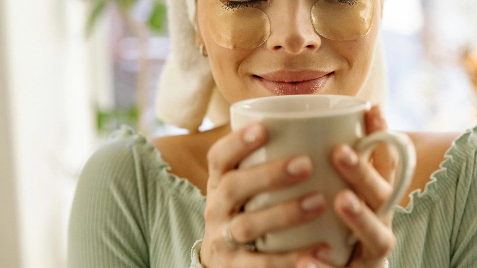 Medicamentele pe care nu ar trebui să le asociezi niciodată cu cafeaua. Ce reacții adverse pot să apară?