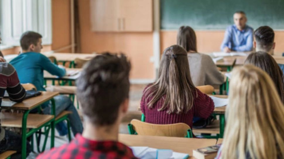 Cel mai bun liceu din București. Doar elitele învață aici - media cea mai mică la examenul de admitere a fost 9.90