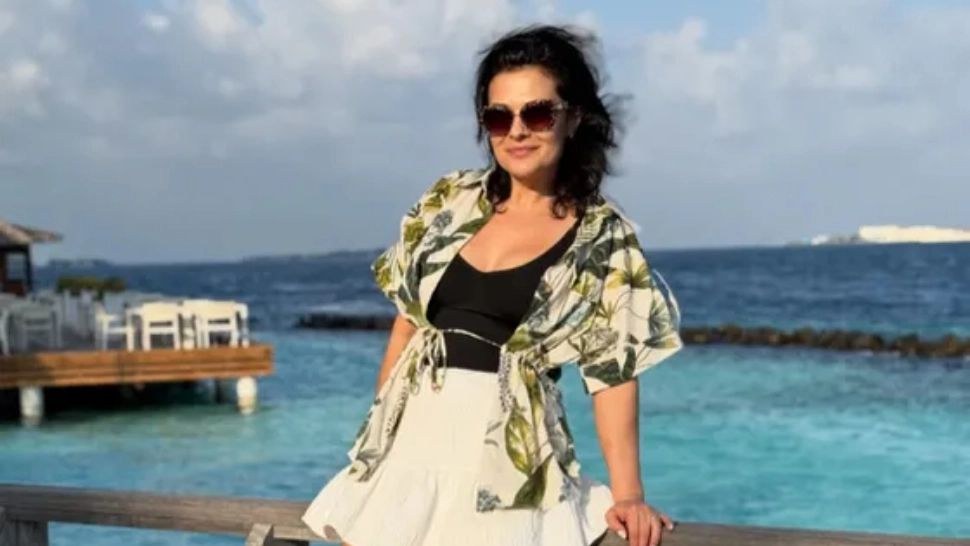 Olguța Berbec, escapadă de vis în Maldive: imagini HOT cu artista de muzică populară, pe plajă