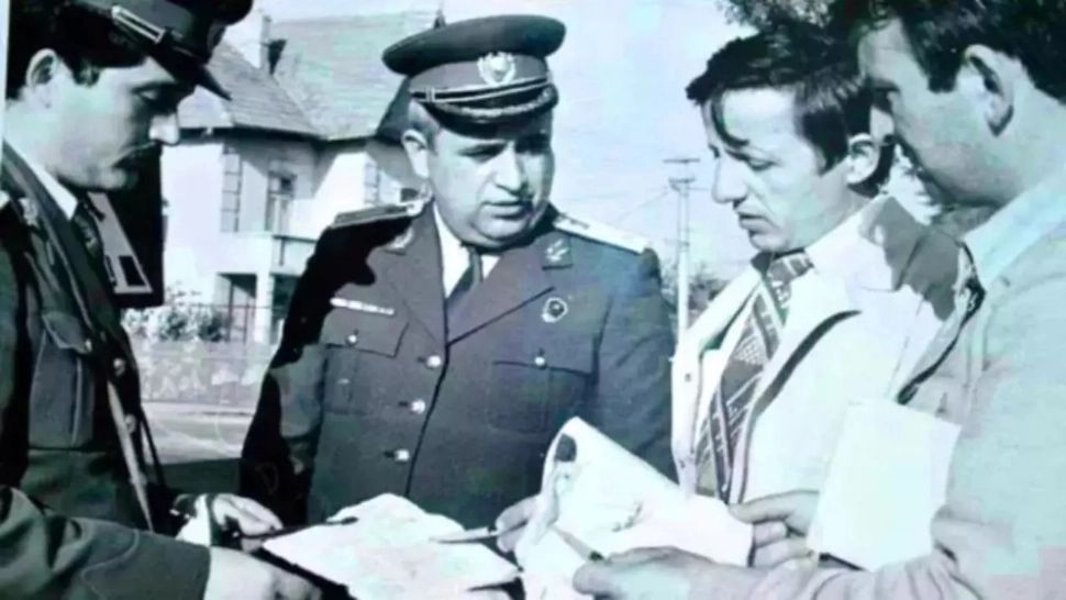 Val de ironii la anunțul de cumpărare a unui chipiu de MILIȚIAN, scos la vânzare în Olanda - FOTO