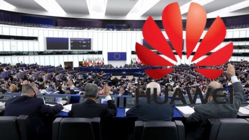 Huawei, în centrul unui nou scandal.