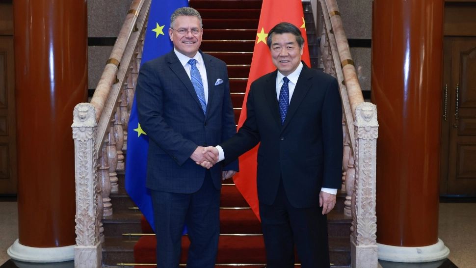 Ministrul chinez al Comerțului și comisarul european pentru Comerț și Securitate economică. Foto: Profimedia