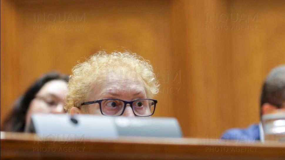 AUR: Să o trezească cineva pe doamna Weber! Mitul apărătoarei democrației s-a spart în mii de cioburi!