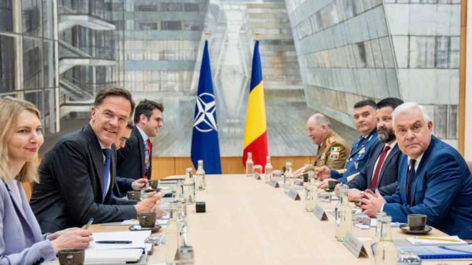 Ministrul Apărării, Angel Tîlvăr, intrevedere cu șeful NATO, Mark Rutte. Foto: MApN