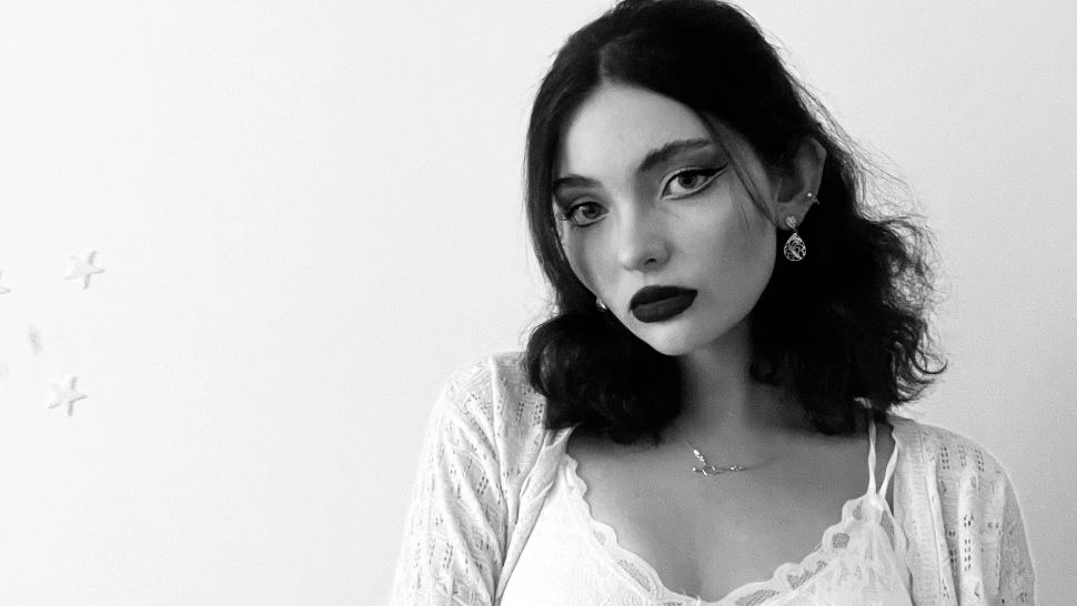 ȘOCANT: o studentă din Bistrița a murit SUBIT în timp ce făcea o baie fierbinte! Alexandra avea 22 de ani