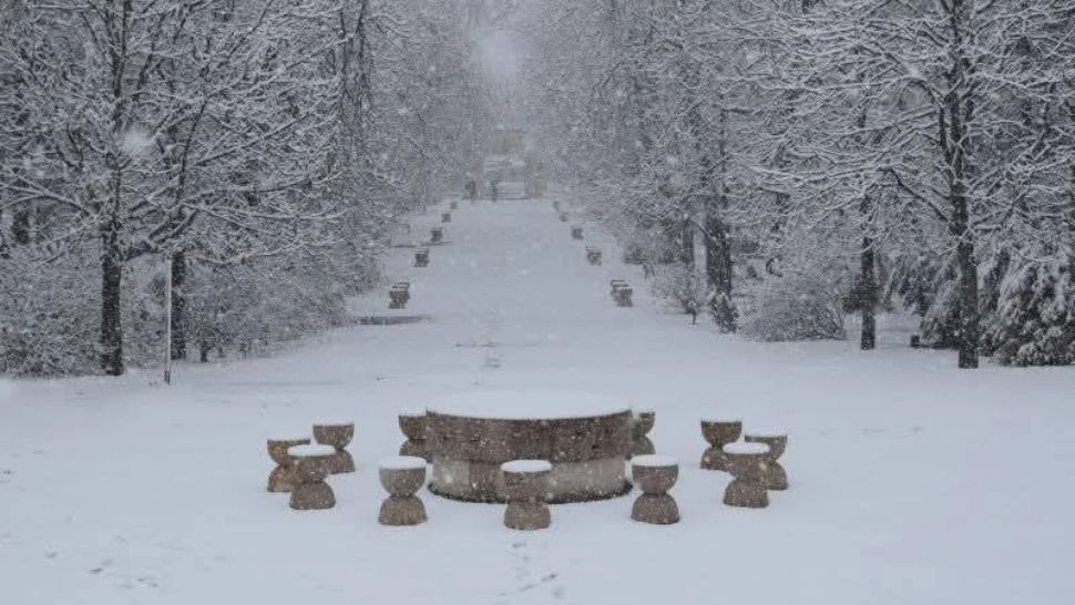 Revine IARNA în țară: anunțul meteorologilor. Zăpezi și temperaturi cu MINUS în mijloc de primăvară
