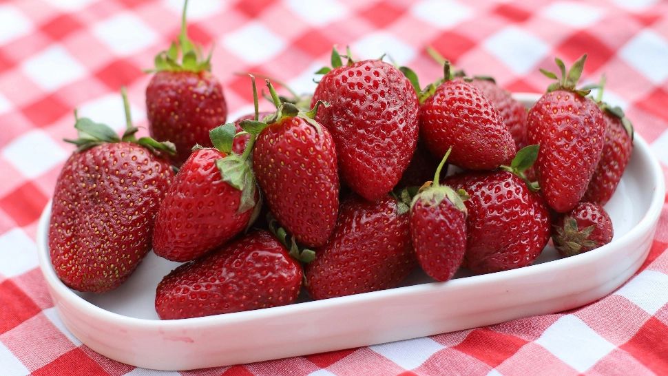 Fructele care accelerează arderea caloriilor. Se consumă înaintea antrenamentelor