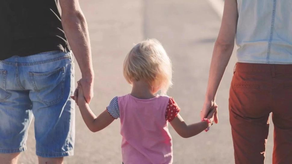 Cum resimte o familie recesiunea tehnică. Foto/Profimedia