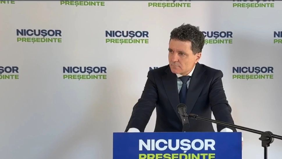 Nicuşor Dan începe discuţiile informale cu partidele 