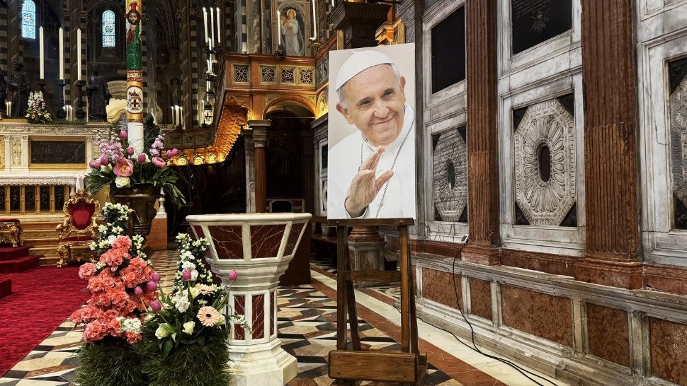 Funrealiile Papei Francisc au loc sambătă dimineață. Foto/Profimedia
