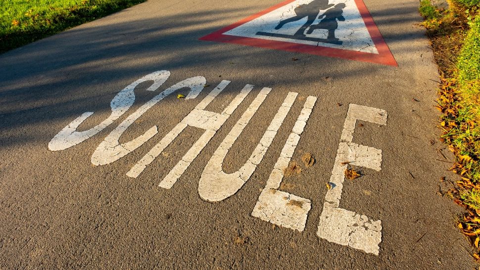 O doctoriţă a fost AMENDATĂ pentru că şi-a făcut copiii să lipsească o zi de la şcoală/Profimedia