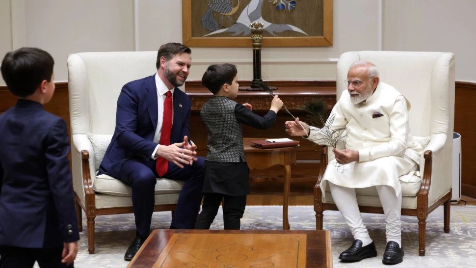 JD Vance a avut parte de o primire călduroasă, soția sa fiind de origine indiană (Profimedia)