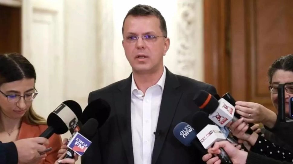 USR anunță prima mișcare, după ce BEC le-a interzis să îl ajute pe Nicușor Dan în campanie