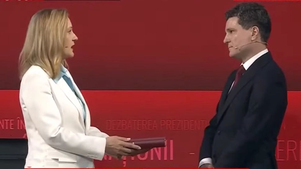Elena Lasconi dă de pământ cu Nicușor Dan: