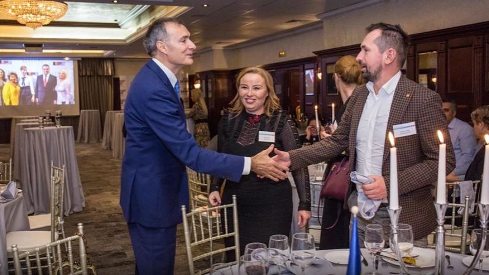 Coldea, bun prieten cu susținătorii lui Nicușor Dan. Foto/Realitatea