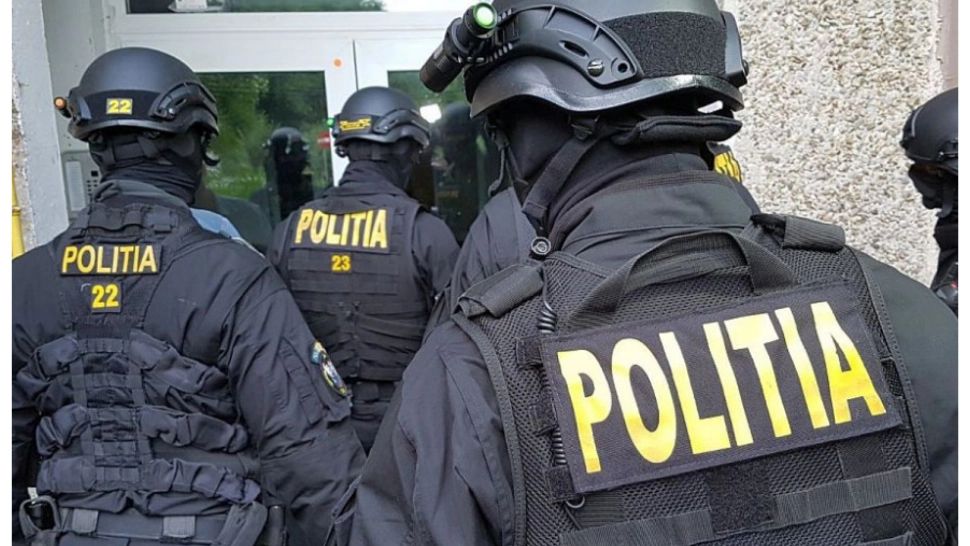 Rețea infracțională destructurată în București și Ilfov: 16 persoane, acuzate de șantaj și violențe pentru profitul unor case de pariuri, reținute de DIICOT
