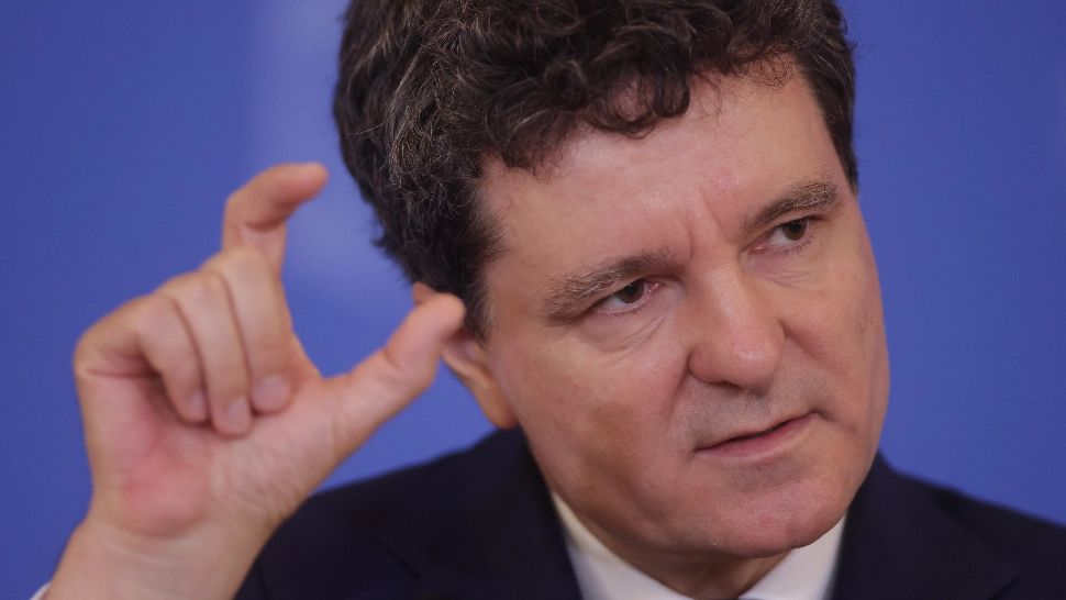 Nicușor Dan, atac la CSM: E total aberant ca pensia magistratului care alege să iasă din sistem să fie cât salariul