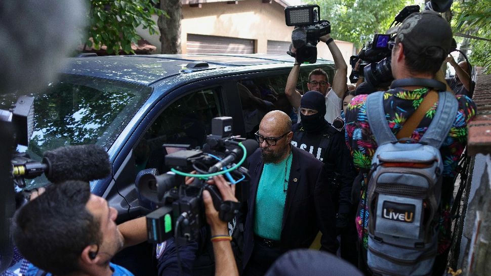 Piedone susține că ar fi victima unor jocuri de interese (foto: Octav Ganea/Inquam Photos)