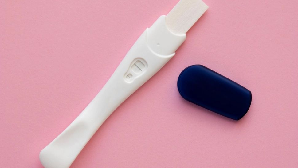 Menopauza precoce și lupta pentru fertilitate – Legătura cu FIV, ereditatea și bolile ginecologice