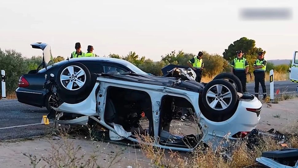 Trei copii români și-au pierdut viața într-un accident cumplit, în Spania. A fost declarat doliu în orașul unde locuiau / Captură video