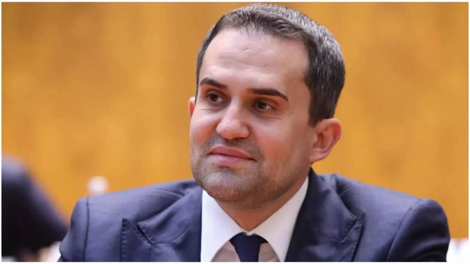 Bombă în guvernul Bolojan: Ministrul Transporturilor, înregistrat în timp ce negocia o șpagă