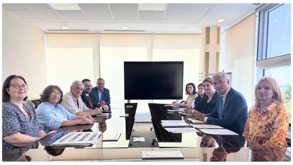 Ministrul Investițiilor, după întâlnirea cu sindicaliștii. FOTO: Facebook