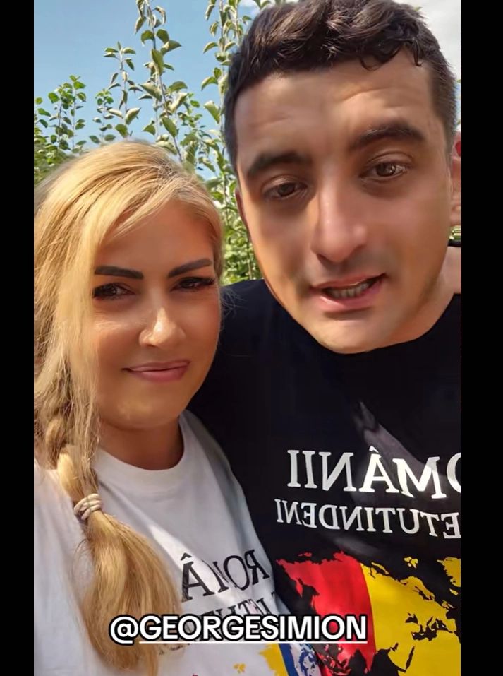 George Simion, iubit de românii de pretutindeni. Susținătorii săi s-au înghesuit să facă poze cu el 
