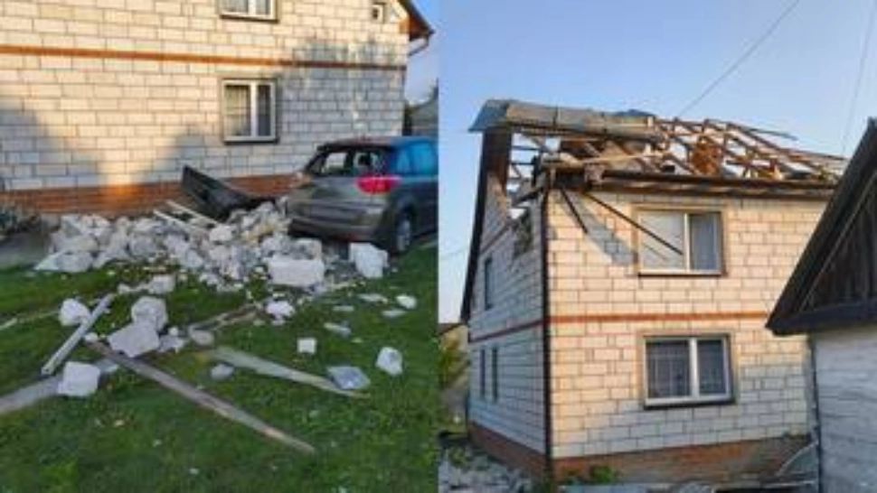 Primele imagini cu o casă lovită de dronă, în Polonia. Localnicii au auzit explozii și au văzut avioane de vânătoare/ Foto: X