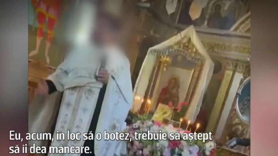 Preot certat de Mitropolie după ce a mustrat părinții unui bebeluș chiar în timpul botezului. Părintele era supărat că micuța nu a fost hrănită