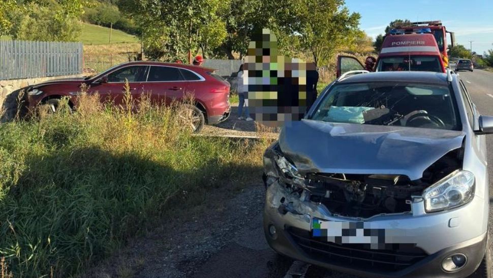 Accident rutier cu cinci victime pe DN 15A, în județul Mureș. Printre răniți se află doi copii