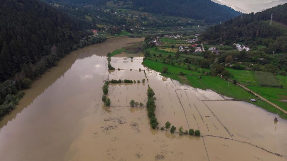 Inundațiile lovesc din nou! Râurile din 14 județe, sub avertizare de Cod Galben până sâmbătă dimineață/ Profimedia