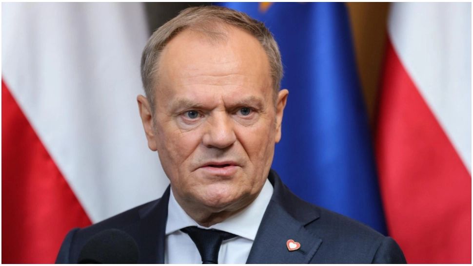 Donald Tusk le recomandă polonezilor să părăsească Iranul.