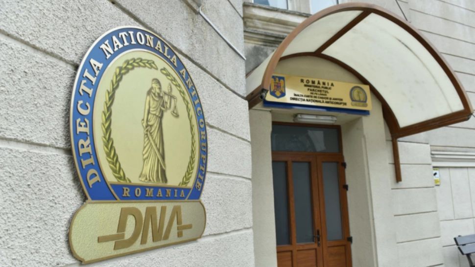 Percheziții la Primăria Sectorului 5: arhitectul șef, city managerul și polițiști locali, vizați de DNA