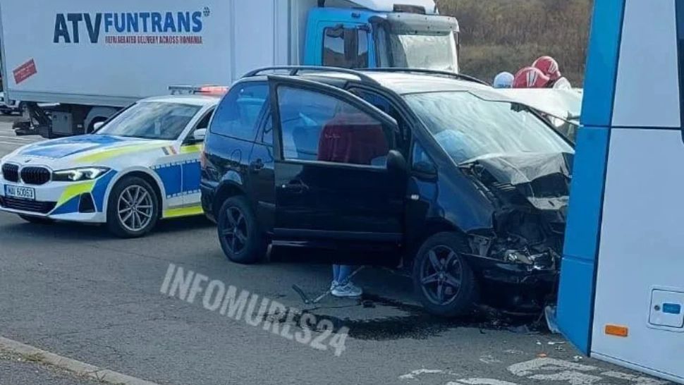Accident grav în județul Mureș: 11 persoane implicate, una încarcerată