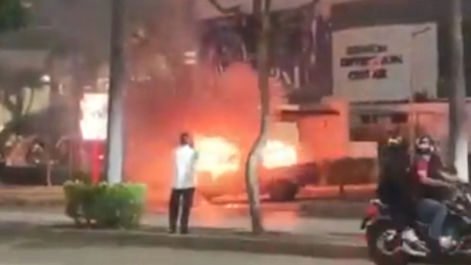 Explozie puternică în fața unui mall din Ecuador: un mort și mai mulți răniți