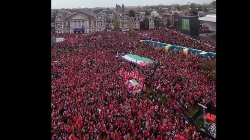 Sute de mii de oameni au manifestat, duminică, la Amsterdam împotriva războiului din Gaza- VIDEO