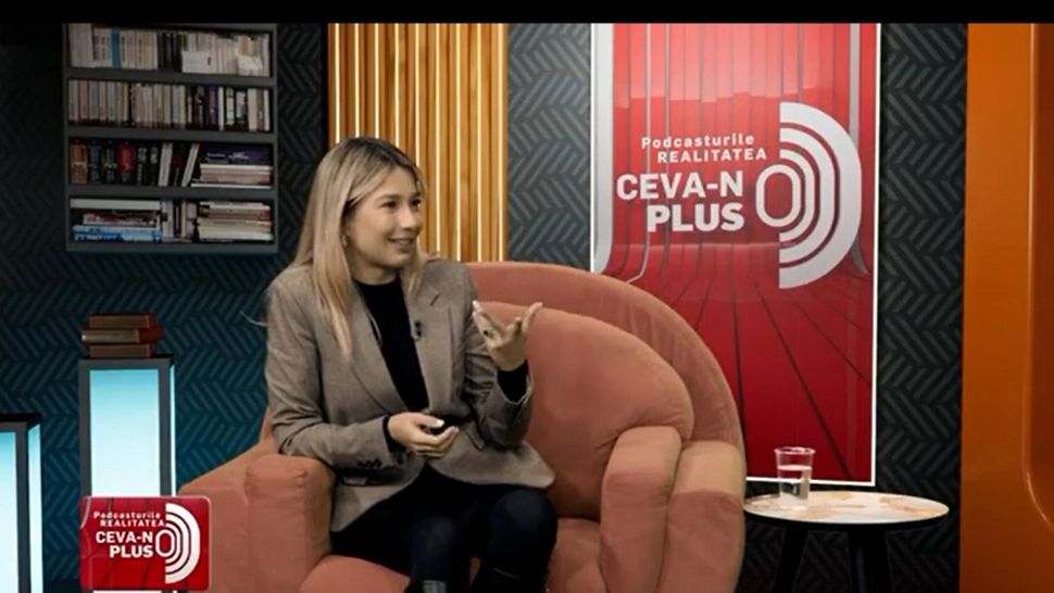 Podcasturile REALITATEA - Ceva-n PLUS. Maria Iordănescu a vorbit în premieră despre scrisorile către tatăl ei, Anghel Iordănescu - VIDEO